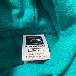Teal North face hoodie women’s size XL